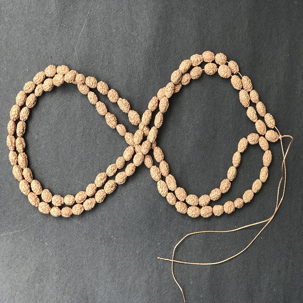 1586434530_Three_Mukhi_Mala_4.jpg