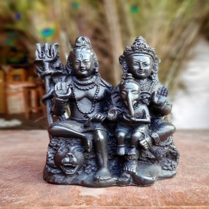 1612268364_Shiv-Parvati-Ganesh-Murti.jpg